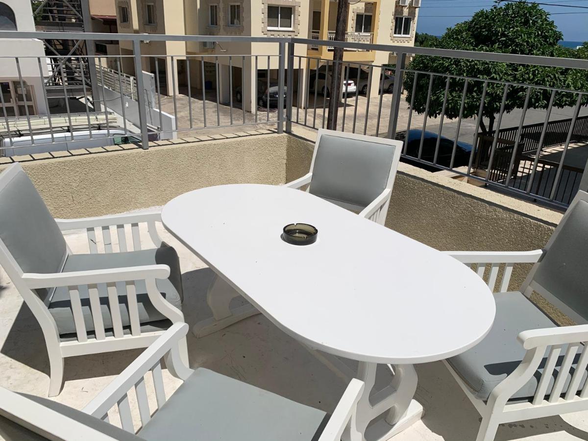 Pasithea Family Apartment Ларнака Экстерьер фото